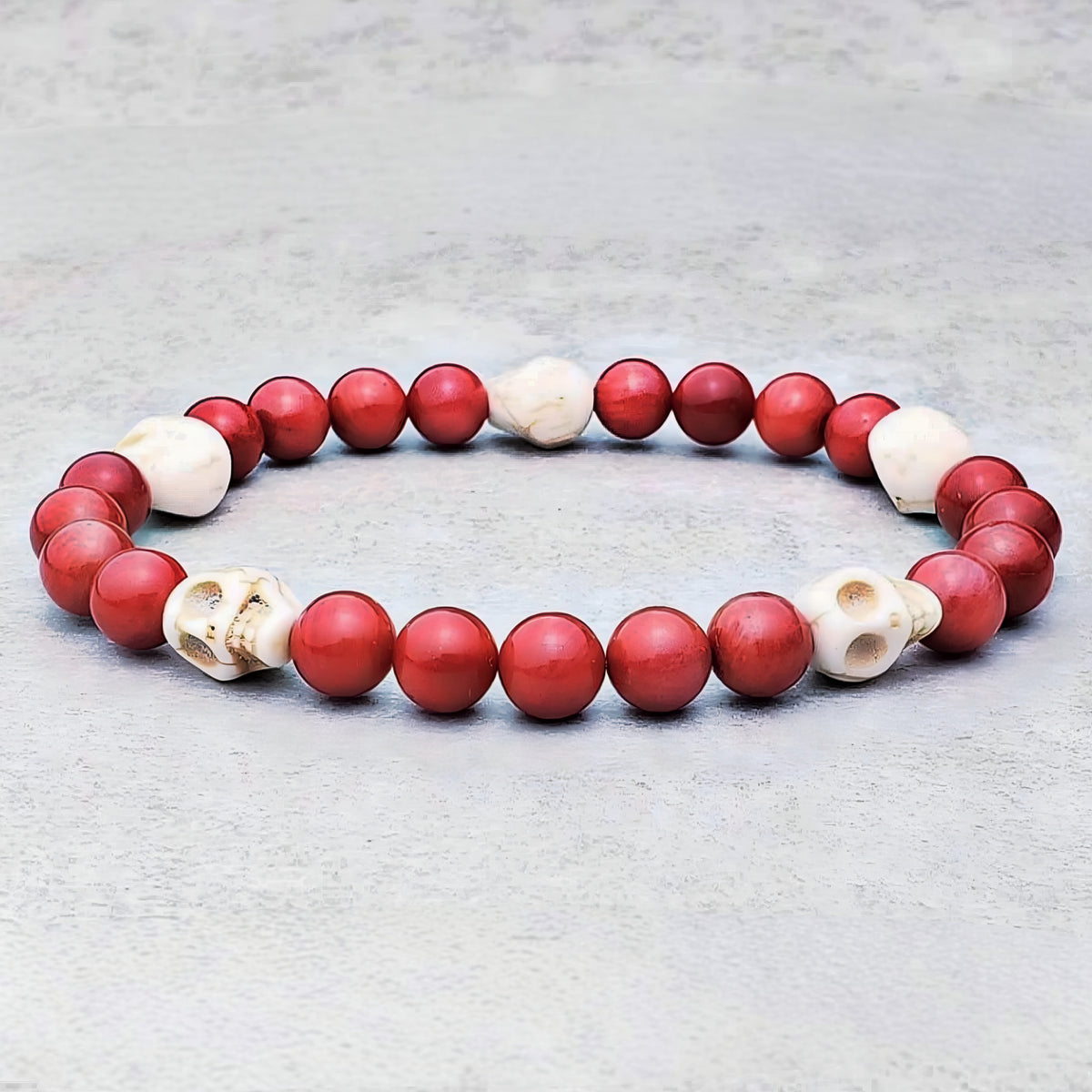 Bracciale con teschio rosso