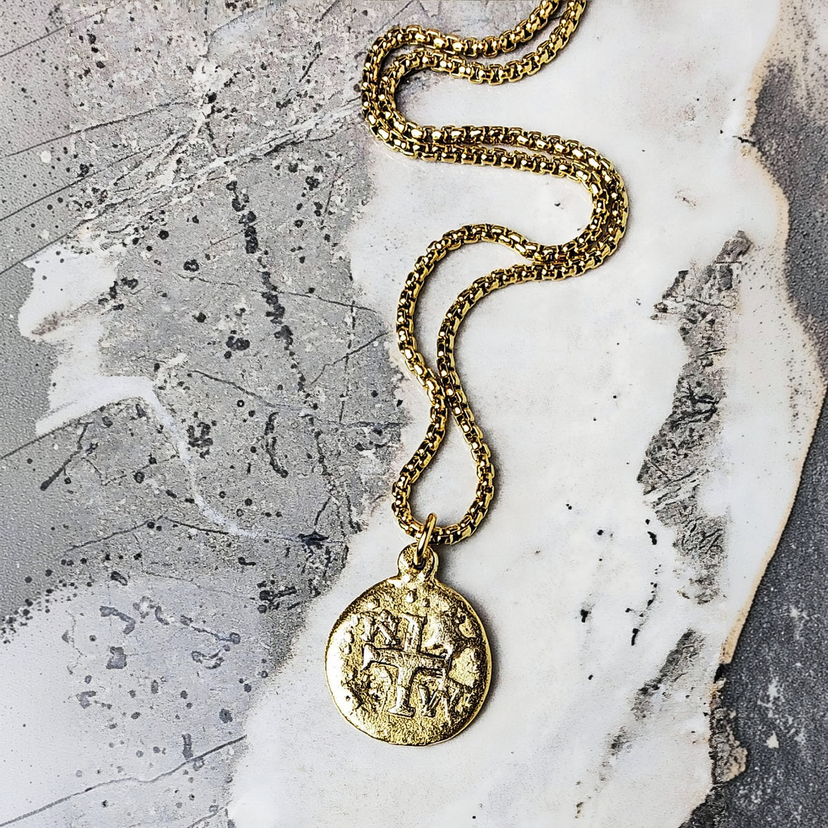 Collana con moneta del relitto di Atocha