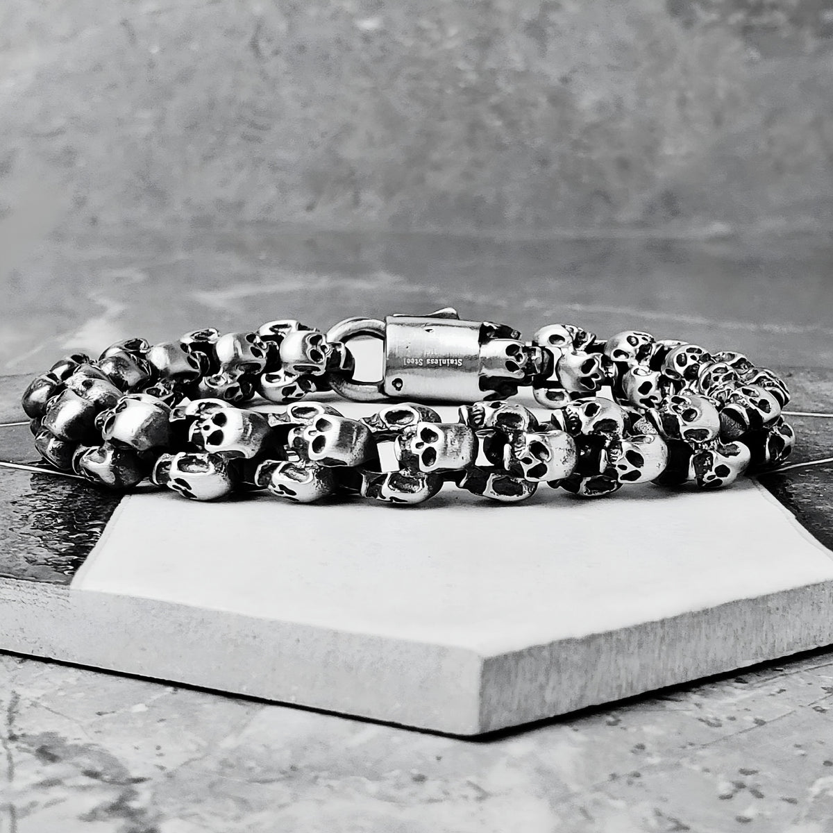 Skulls Chain Cuff Bracelet