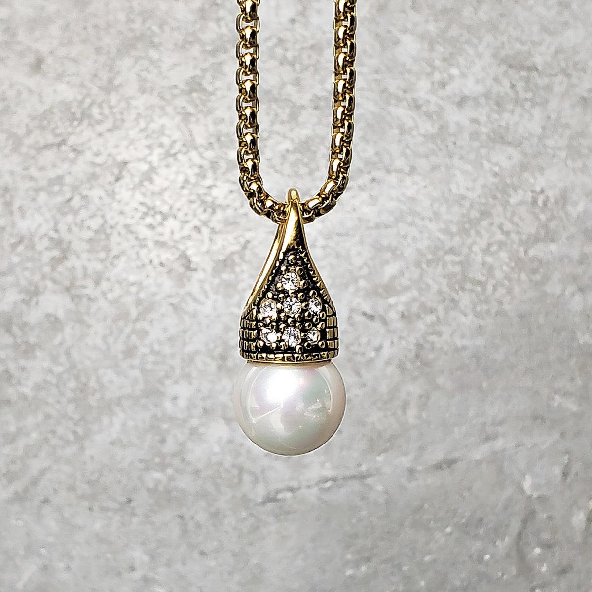 Pavé Gold Pearl Necklace