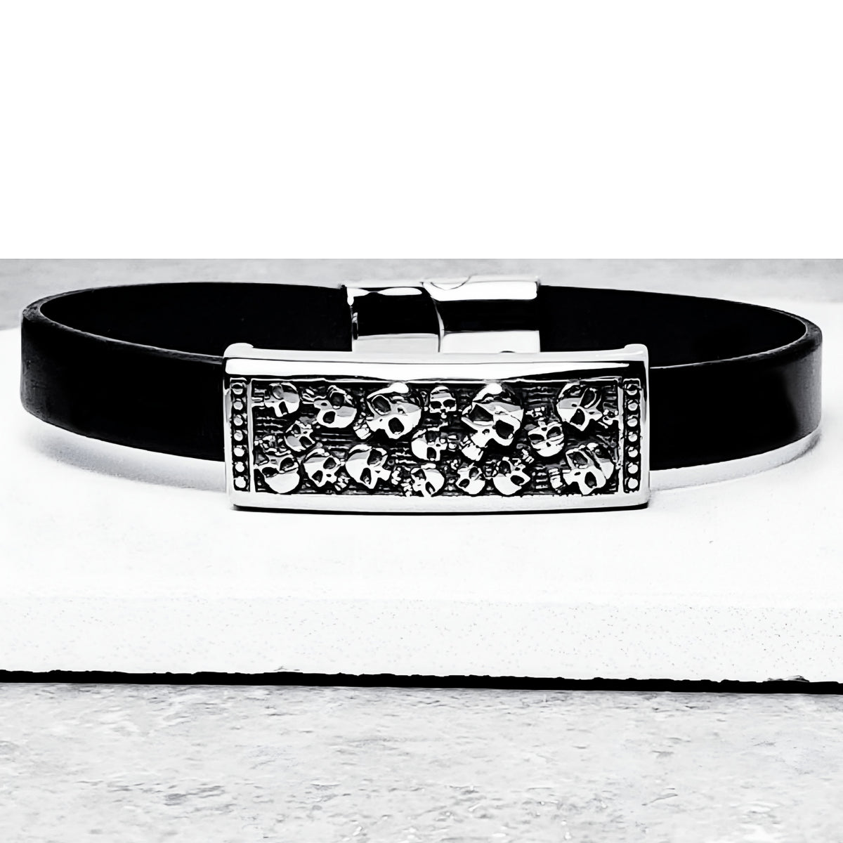 Skulls & Leather Bracelet