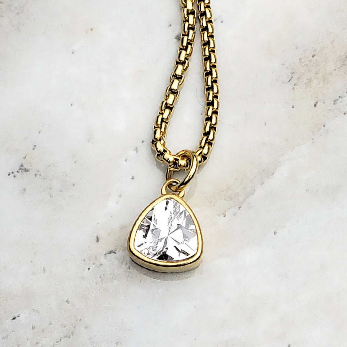 Gold Mini Diamond Quartz Necklace