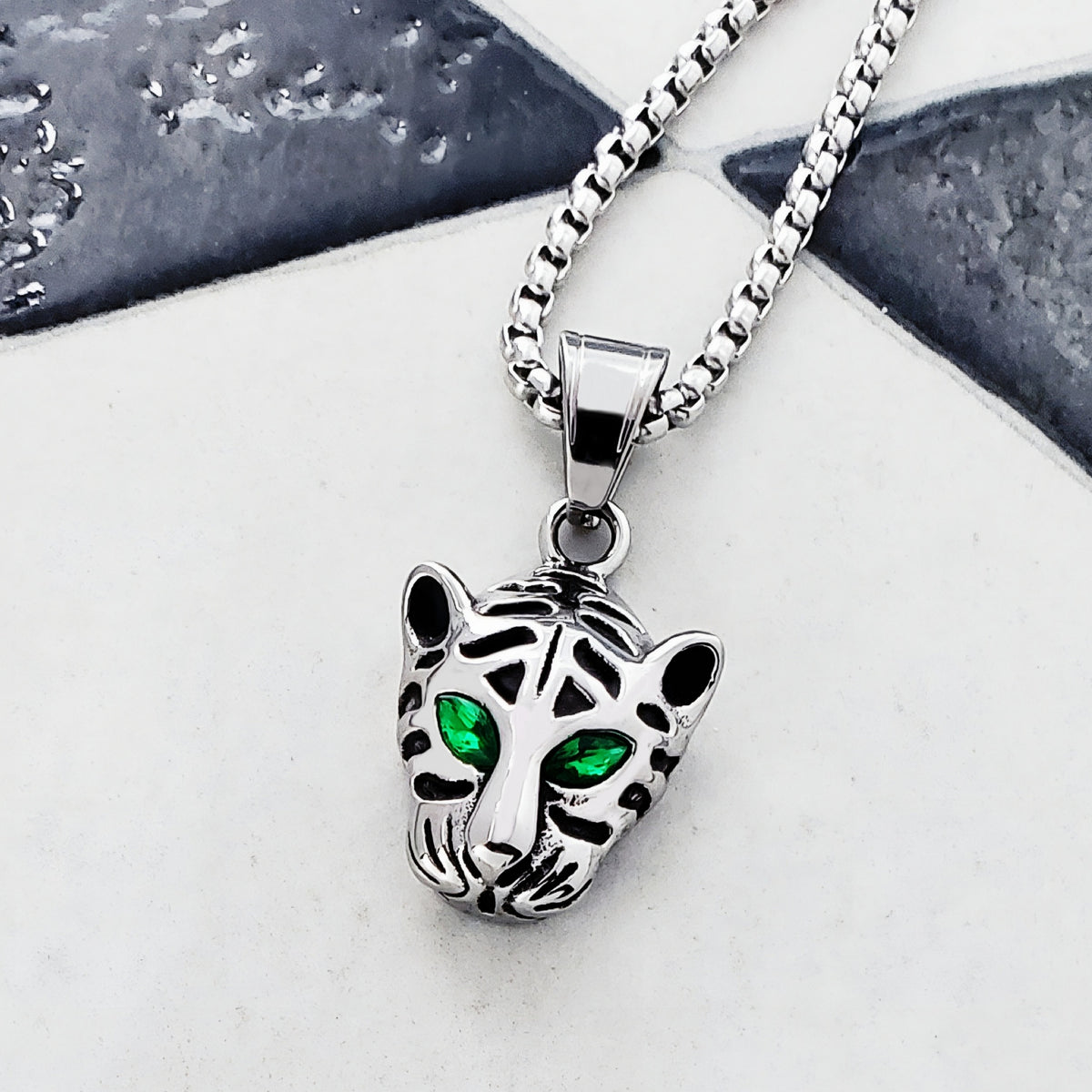 Silver Emerald Tiger Necklace
