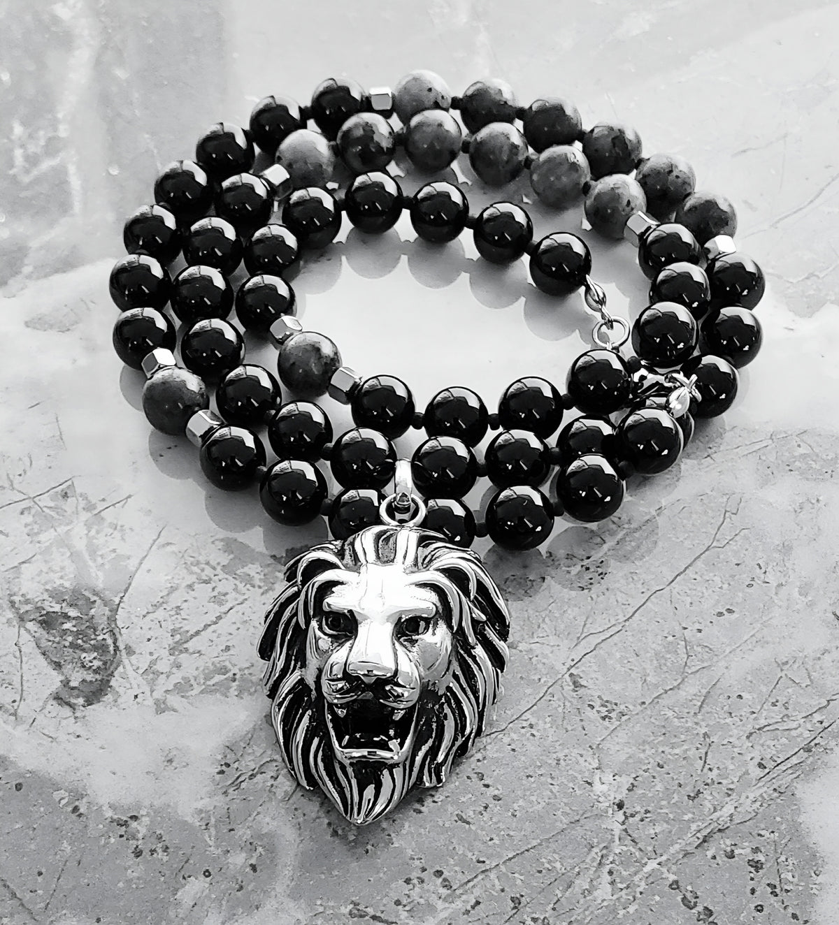 Lux Lion Onyx Necklace