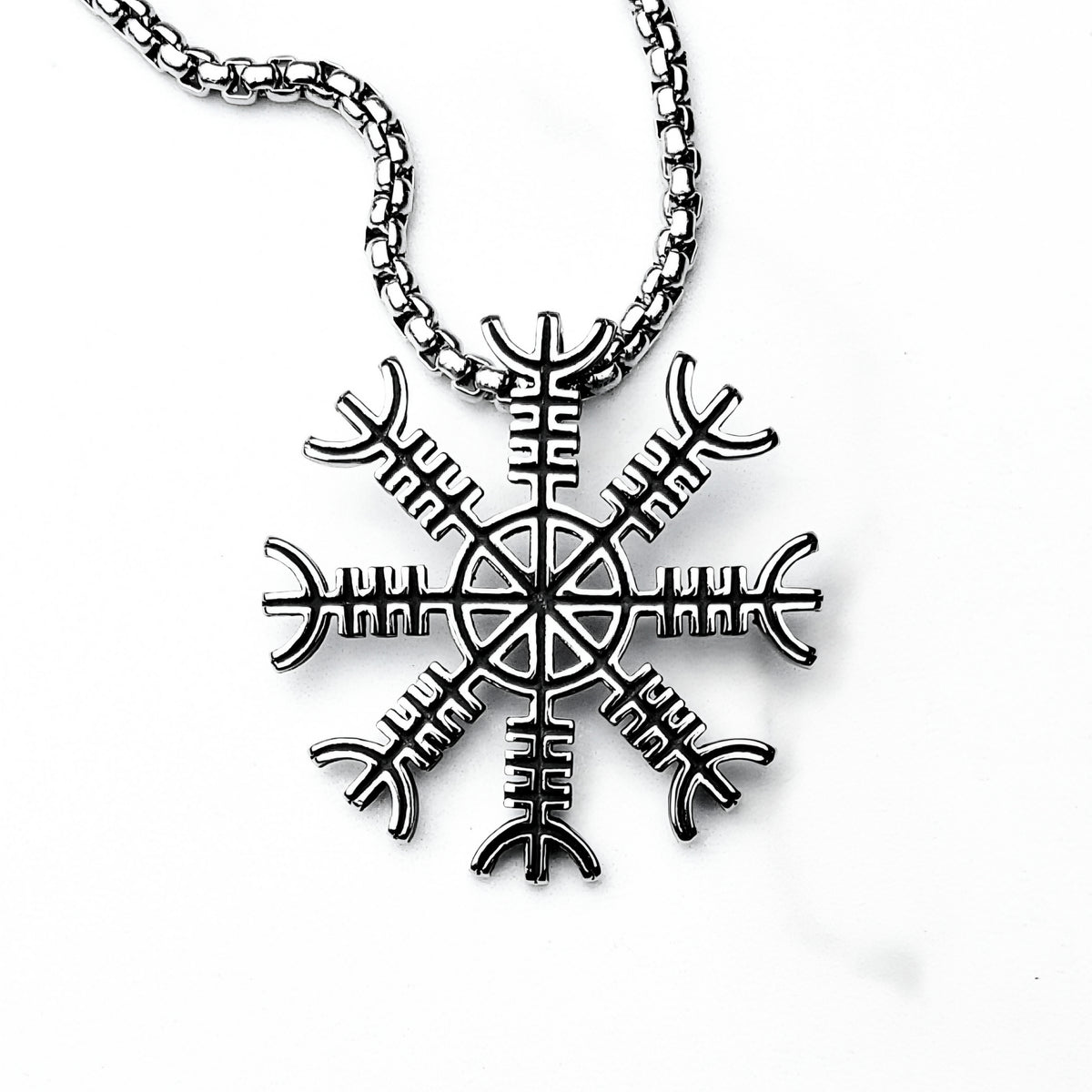 Viking Vegvisir Compass Pendant