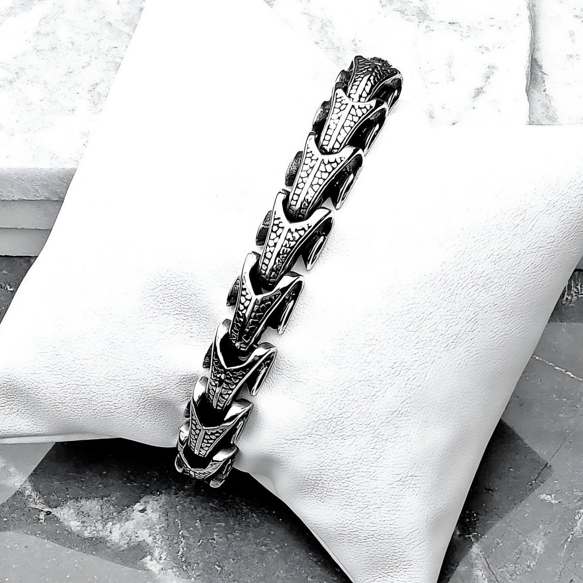 Ouroboros Links Bracelet