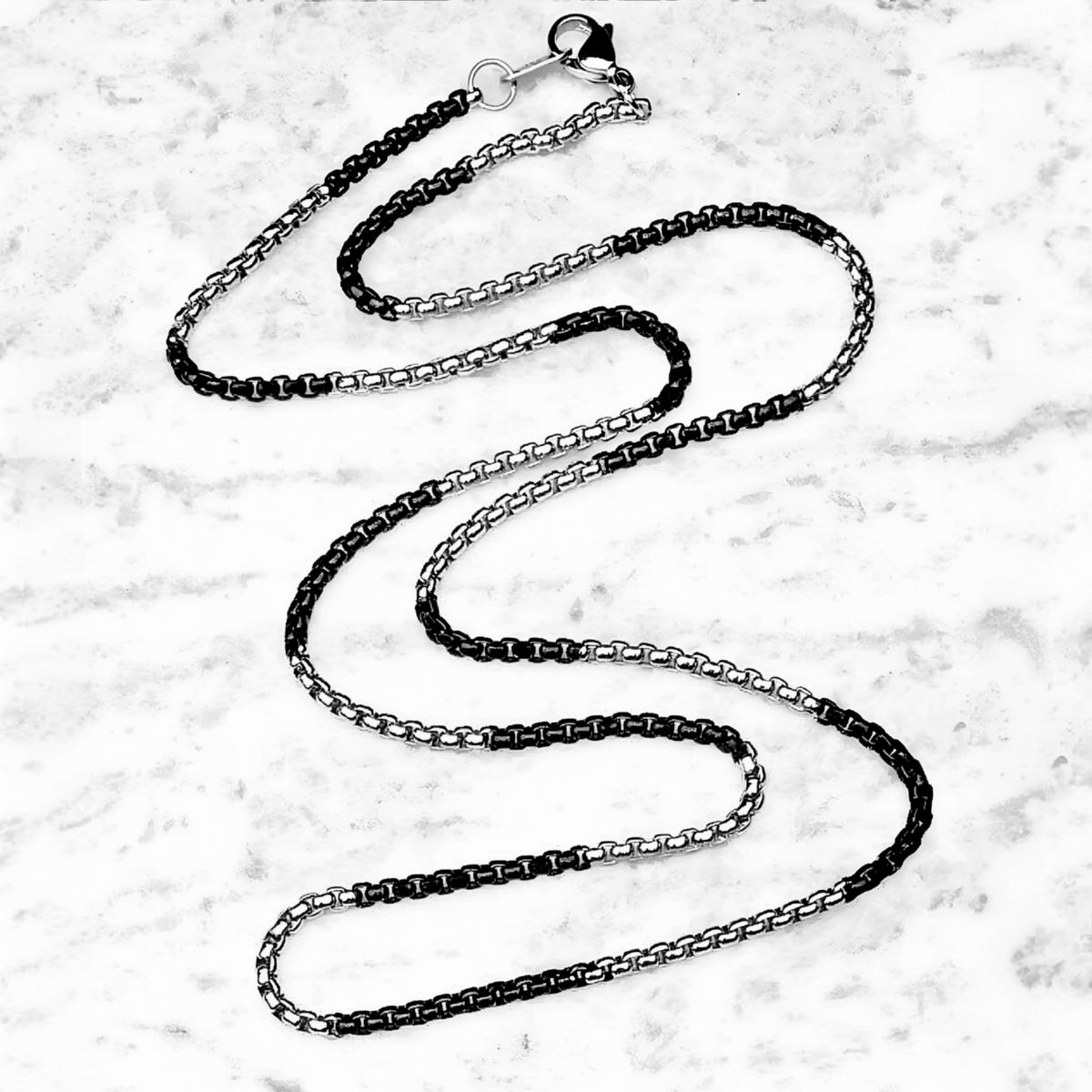 Collana a catena in argento nero