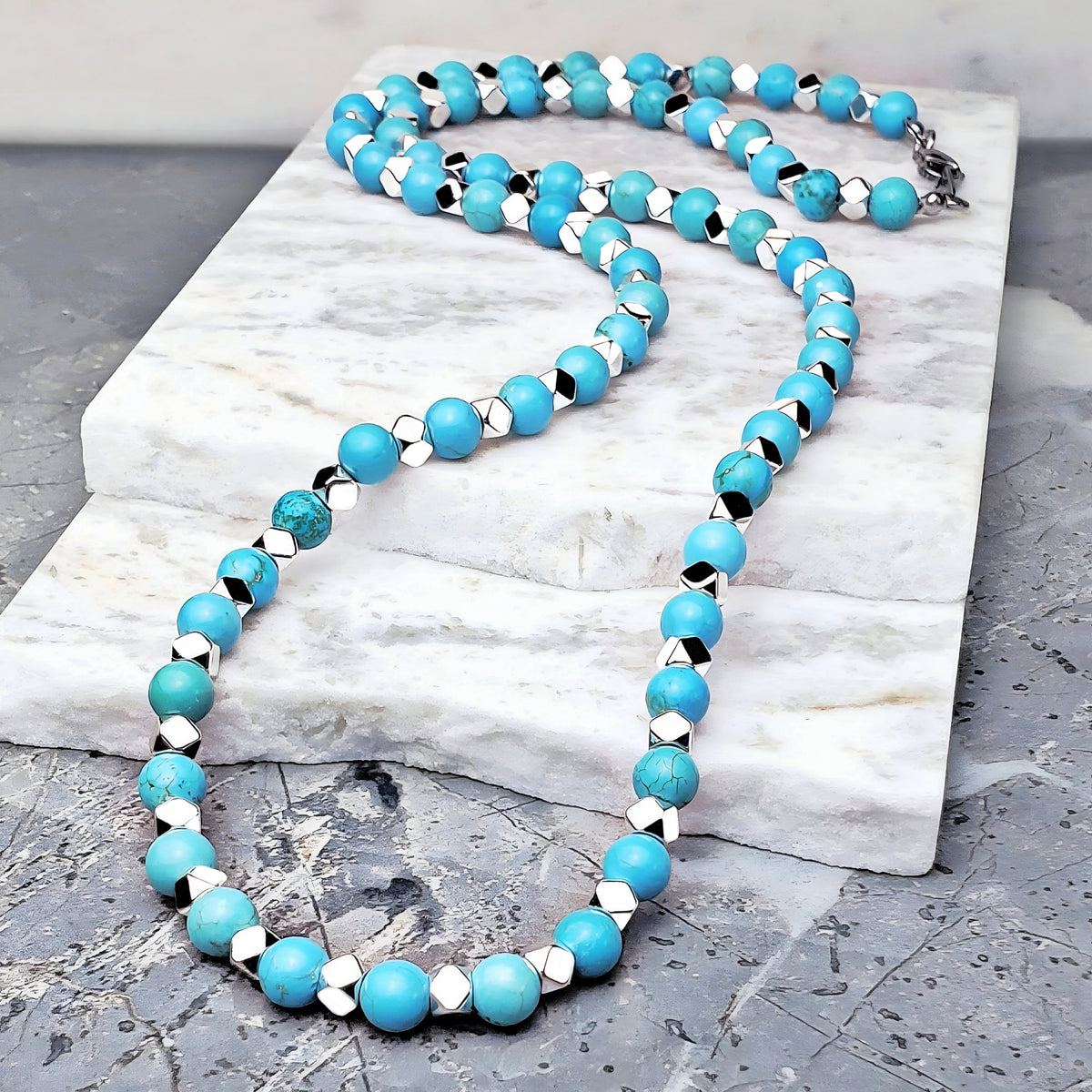 Collar de turquesa y plata