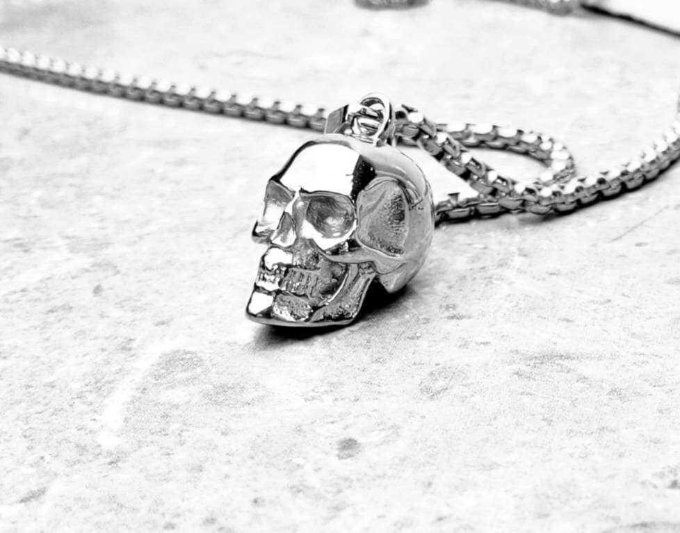 Men's "RUSTIC SILVER SKULL" Necklace| Men's Silver Stainless Steel Skull Pendant Necklace| Men's Stainless Steel Box Chain Skull Necklace
