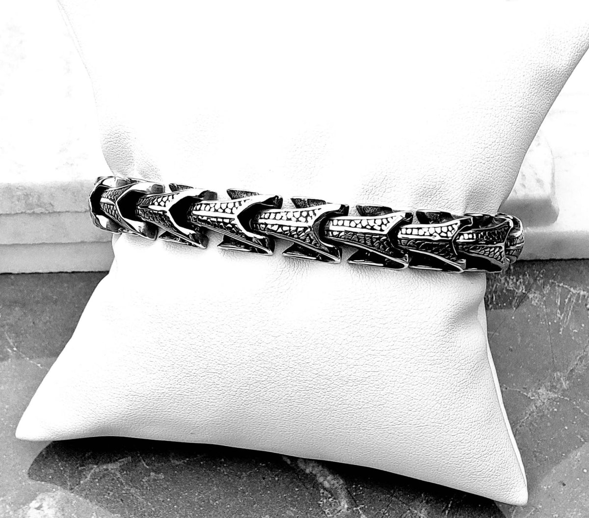 Men's "OUROBOROS LINKS" Bracelet| Men's Silver Stainless Steel Ouroboros Serpent Scales Link Chain Bracelet| Men's Silver Chain Bracelet