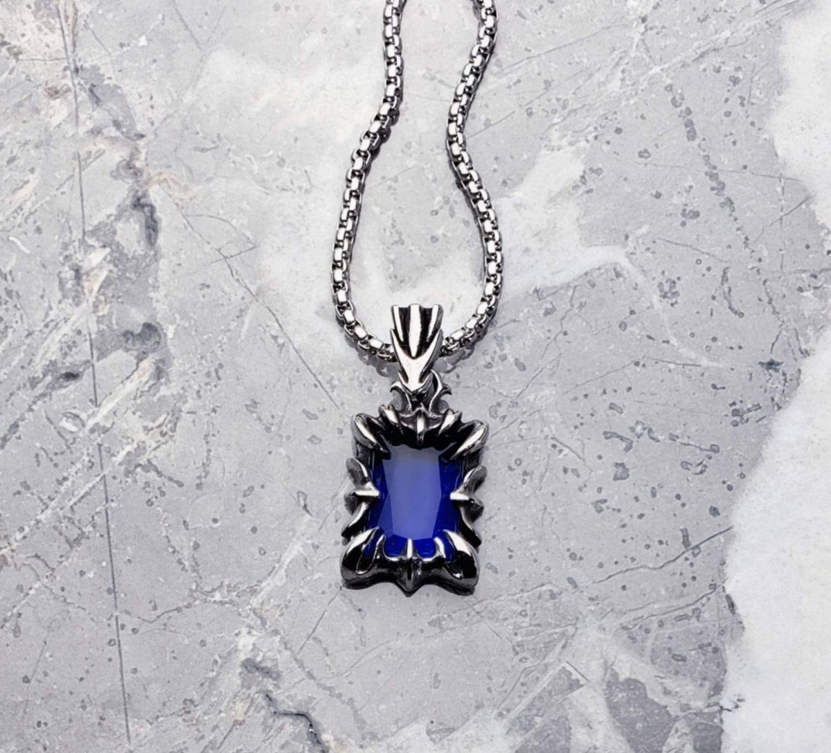 Men's "SAPPHIRE CLAW TAG" Necklace| Men's Silver Stainless Steel Sapphire Stone Claw Dog Tag Pendant Necklace| Men Silver Box Chain Necklace