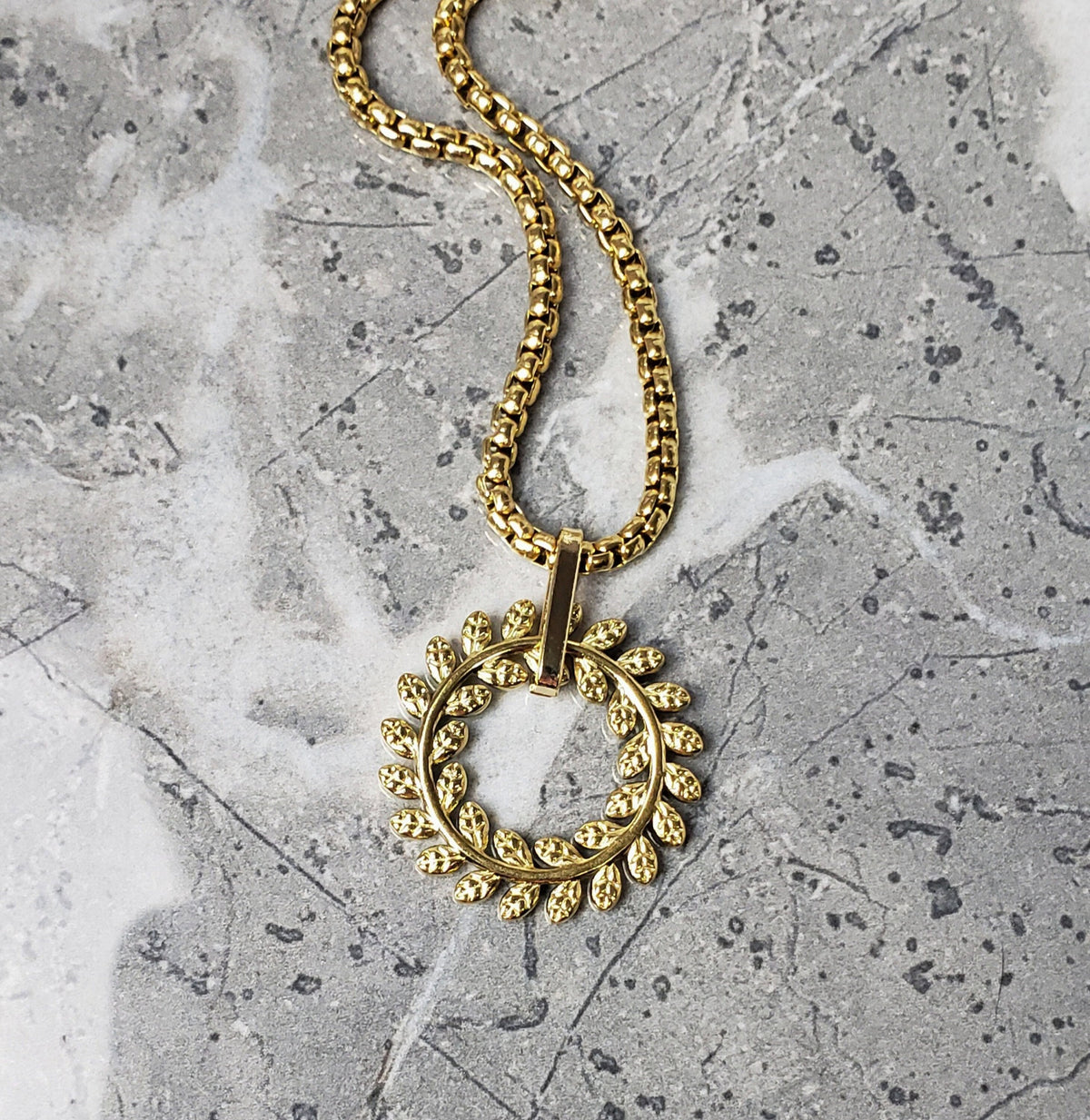 Men's "LAUREL WREATH RING" Necklace| Men's Gold Stainless Steel Laurel Wreath Ring Pendant Necklace| Mens Gold Box Chain Necklace