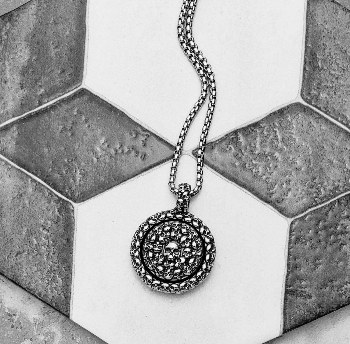 Men's "ANCIENT SKULLS MEDALLION" Necklace| Men's Silver Stainless Steel Reversible Rotating Rustic Skulld Medallion Pendant Necklace