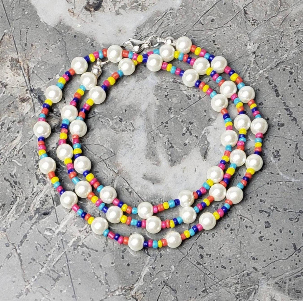 Men Ivory Shell Pearls Multicolor Seed Bead Necklace