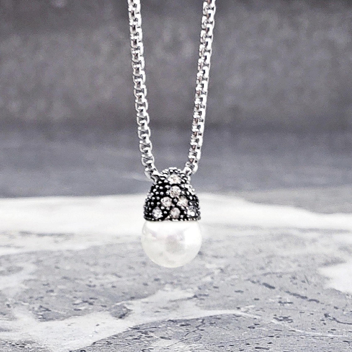 Men's "PAVÉ IVORY PEARL" Necklace| Men's Pavé Cubic Zirconia Silver Stainless Steel Shell Pearl Pendant Necklace| Men's Pearl Pendant
