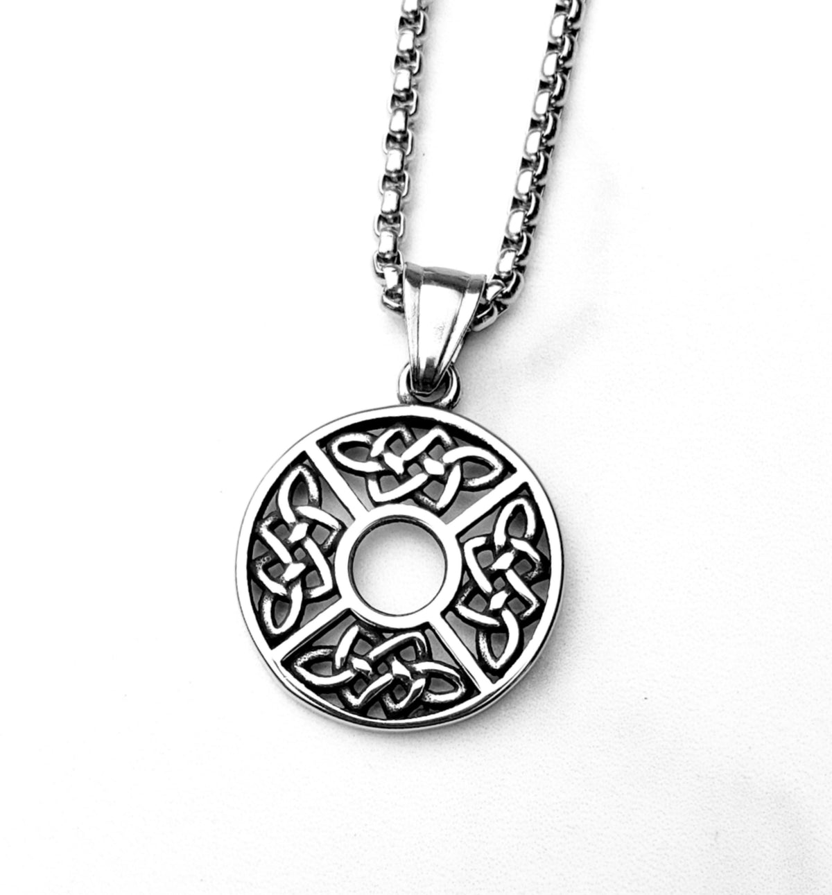 Men's "CELTIC DARA KNOT" Necklace| Men's Silver Stainless Steel Celtic Dara Knot Ring Medallion Pendant Necklace| Mens Silver Chain Necklace